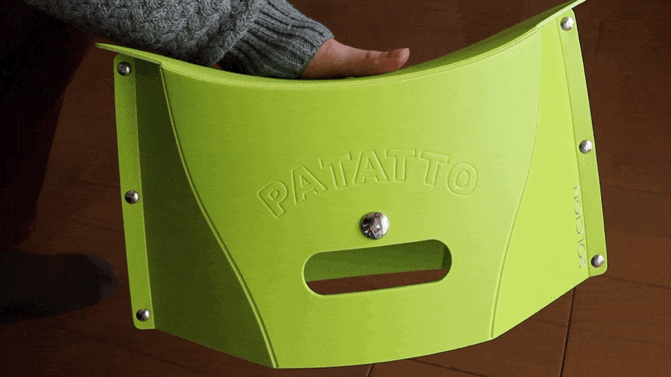 コミケ用折りたたみ椅子に最適なパタットミニ（PATATTO mini）は折りたたみが楽